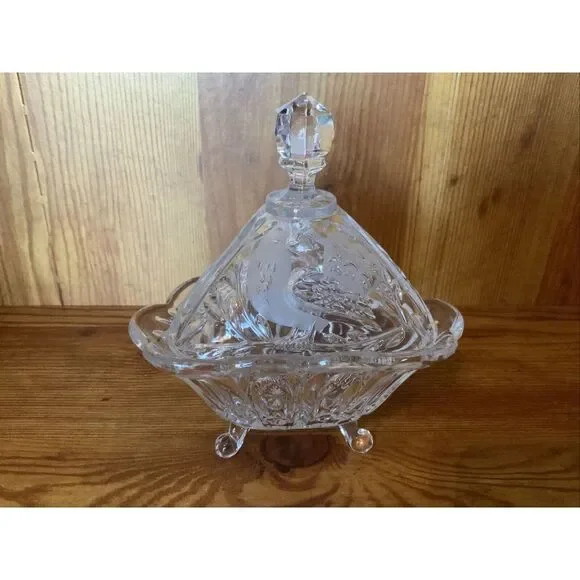 Action Industries Crystal Bird Collection Triangular Candy Dish With Lid - Picture 4 of 8